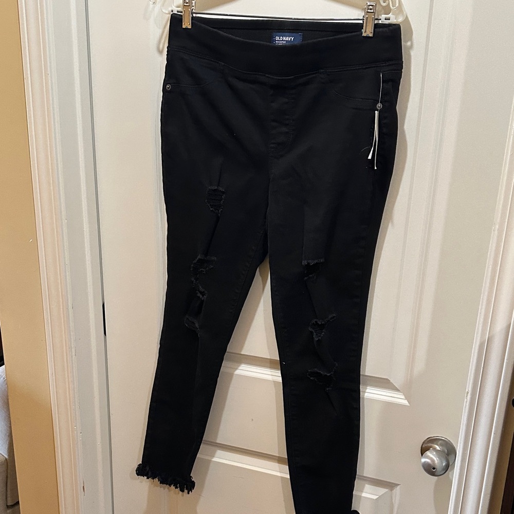 NWT Old Navy Women's Black Ripped Skinny Jeans